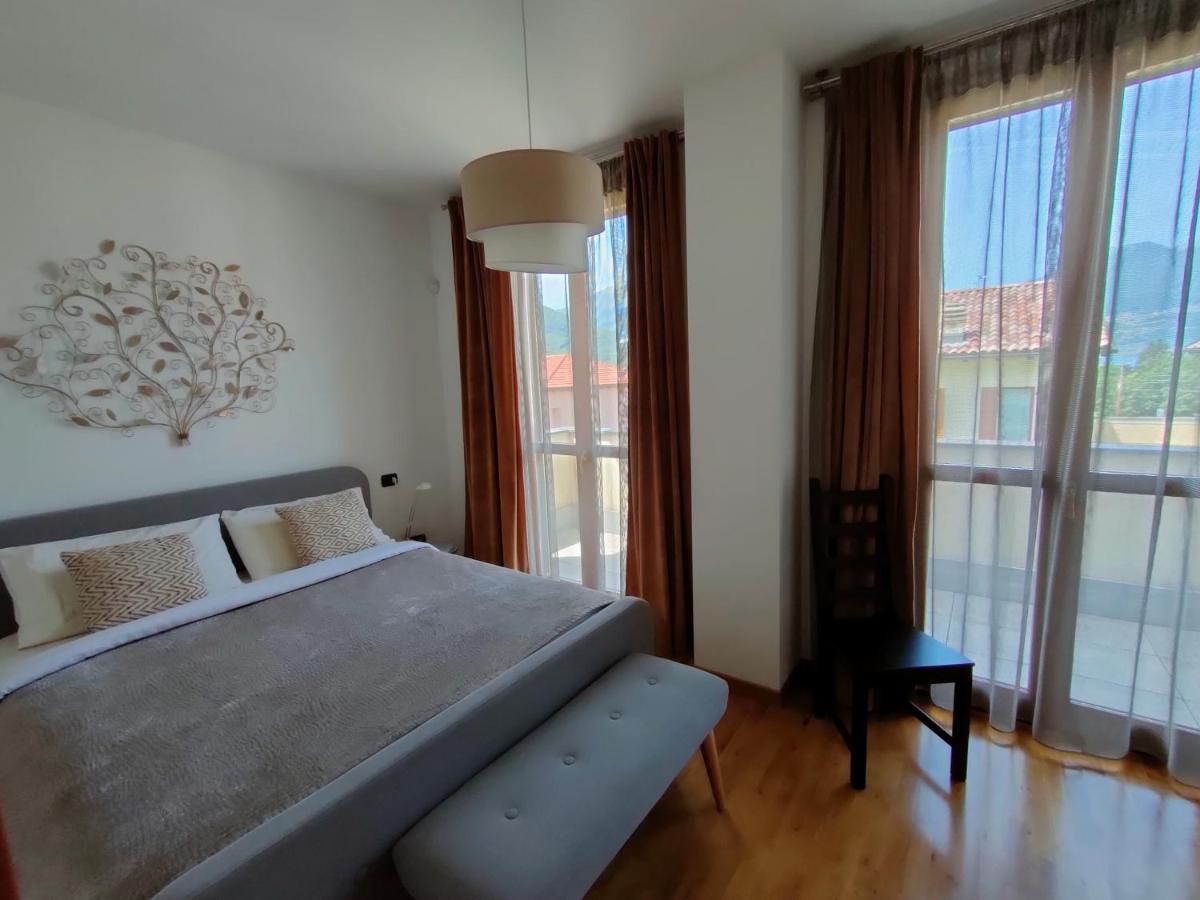 Villa Rosmarino 300 Mt From The Beach Colico Εξωτερικό φωτογραφία