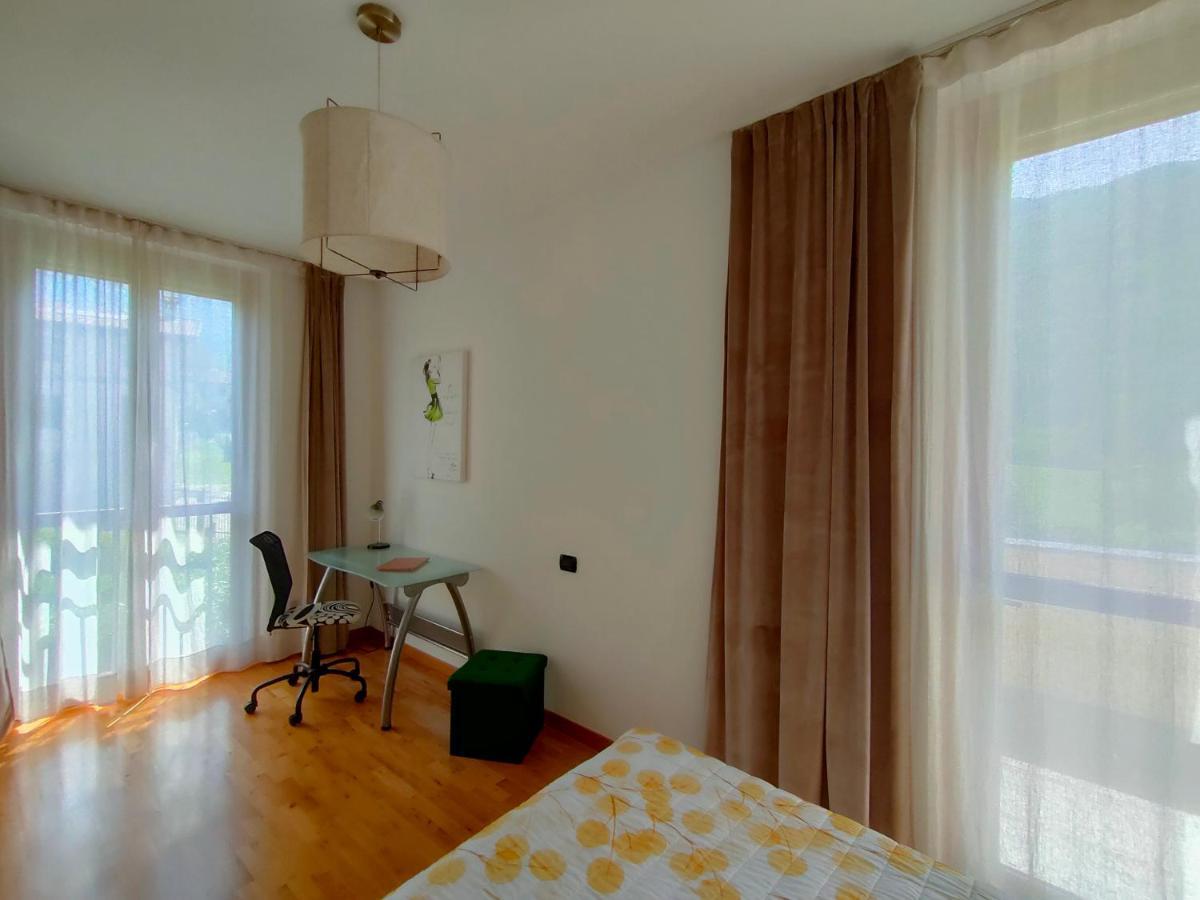 Villa Rosmarino 300 Mt From The Beach Colico Εξωτερικό φωτογραφία